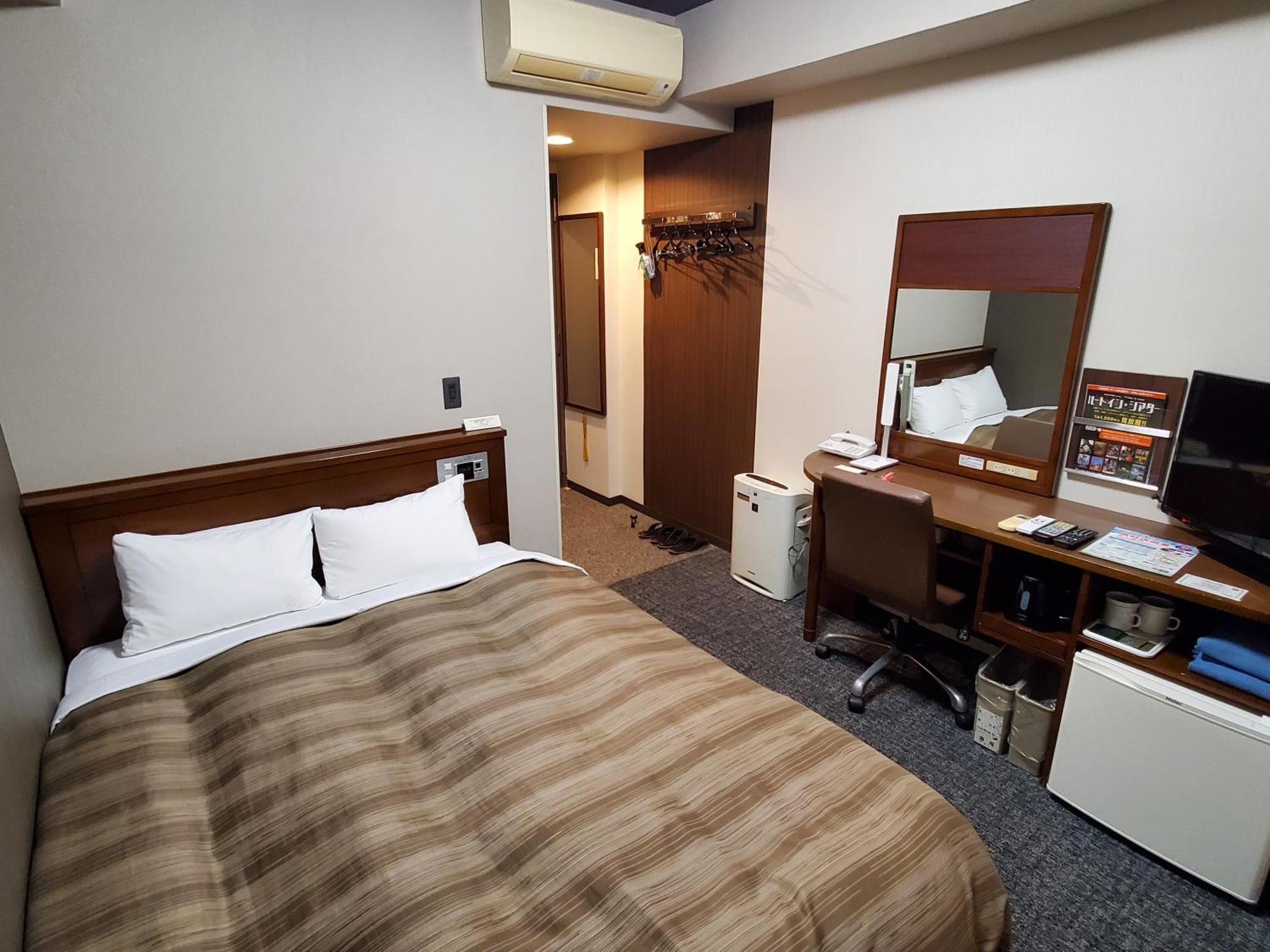 Hotel Route-Inn Dai-Ni Kameyama Inter Exterior foto